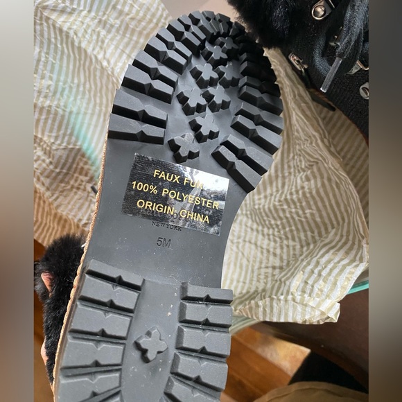 Kate Spade Rosalie faux fur boots. NIB Sz.5 - Picture 4 of 5